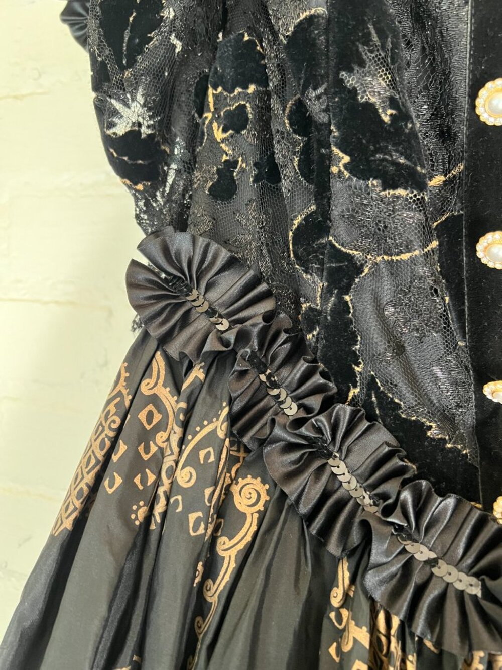 80s Zandra Rhodes Black Lace Ball Gown Handmade Excellent Condition Size 10 RARE - Picture 9 of 12